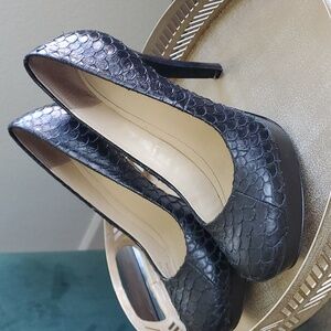 🖤 Calvin Klein Scalloped Stiletto Heels